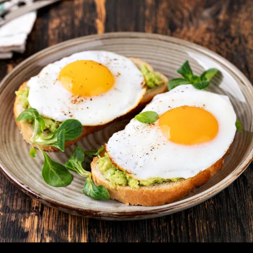 Toast Avocat Oeuf – Wake Up